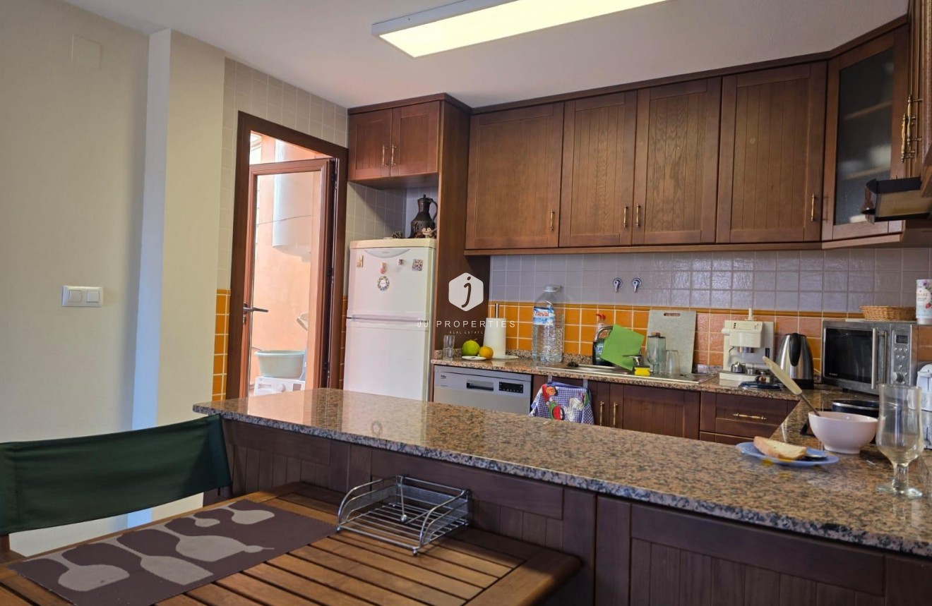 Resale - Bungalow -
Torrevieja - Zona Los Frutales