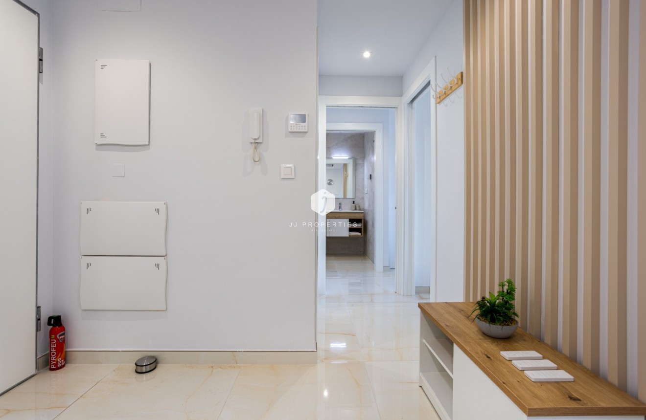 Z drugiej ręki - Mieszkanie w bloku -
Orihuela Costa - Costa Blanca