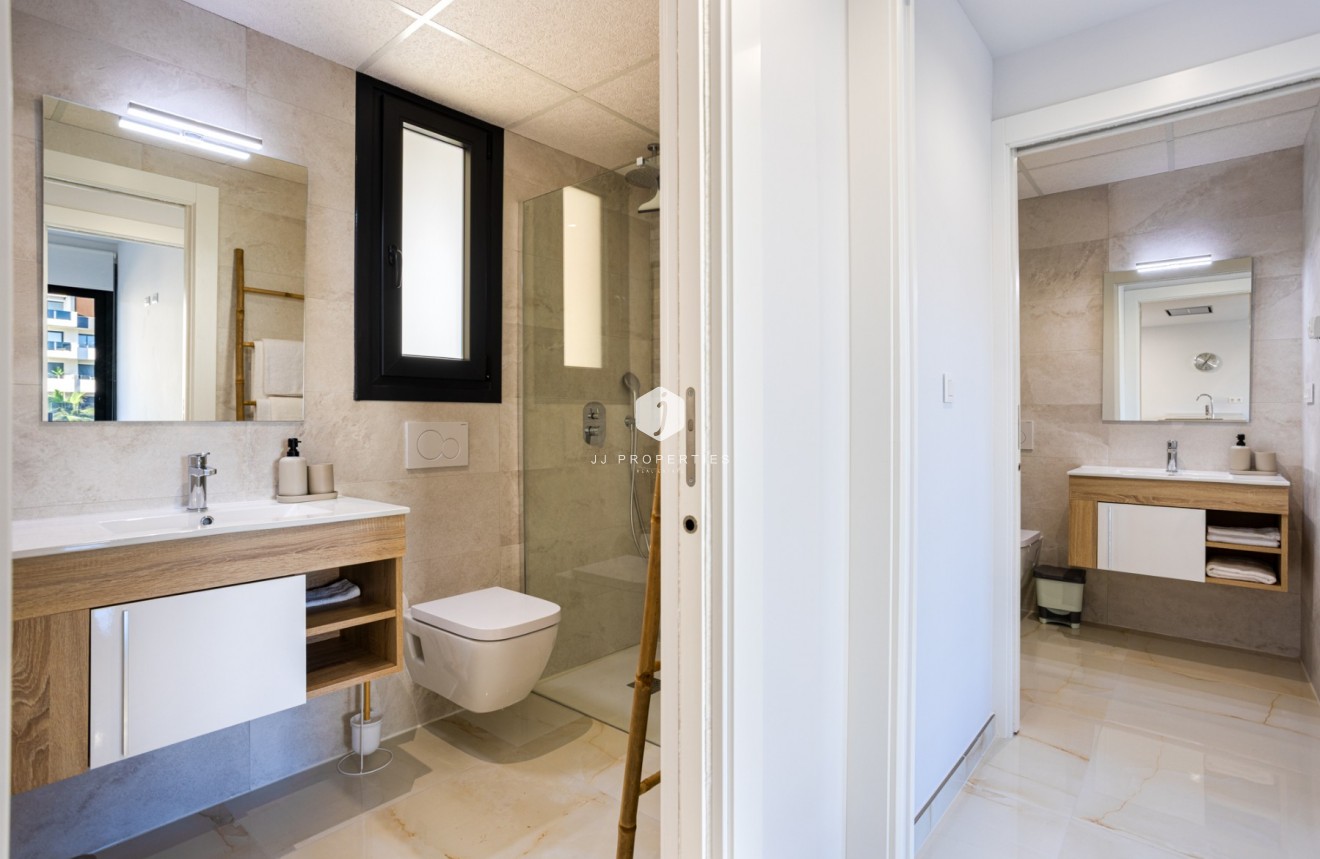 Z drugiej ręki - Mieszkanie w bloku -
Orihuela Costa - Costa Blanca