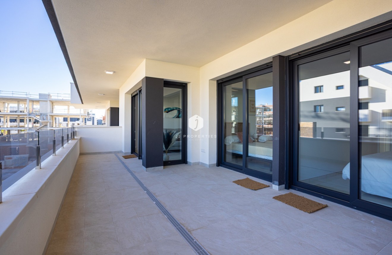 Z drugiej ręki - Mieszkanie w bloku -
Orihuela Costa - Costa Blanca