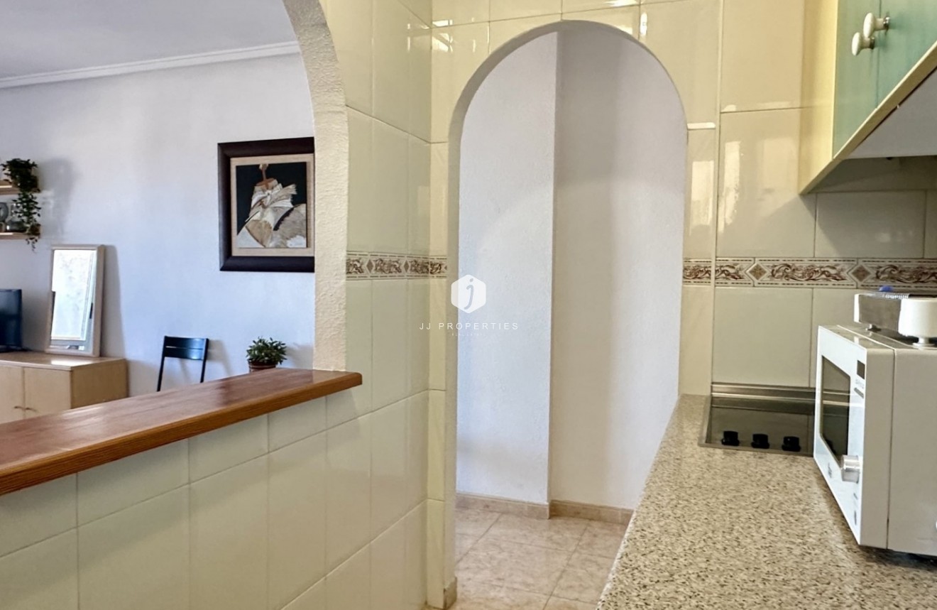 Resale - Apartment / flat -
Torrevieja - Costa Blanca