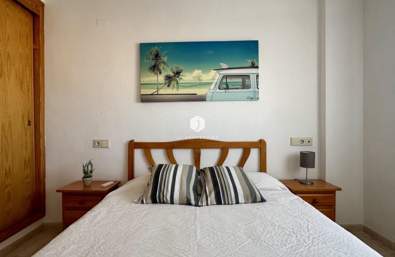 Resale - Apartment / flat -
Torrevieja - Costa Blanca