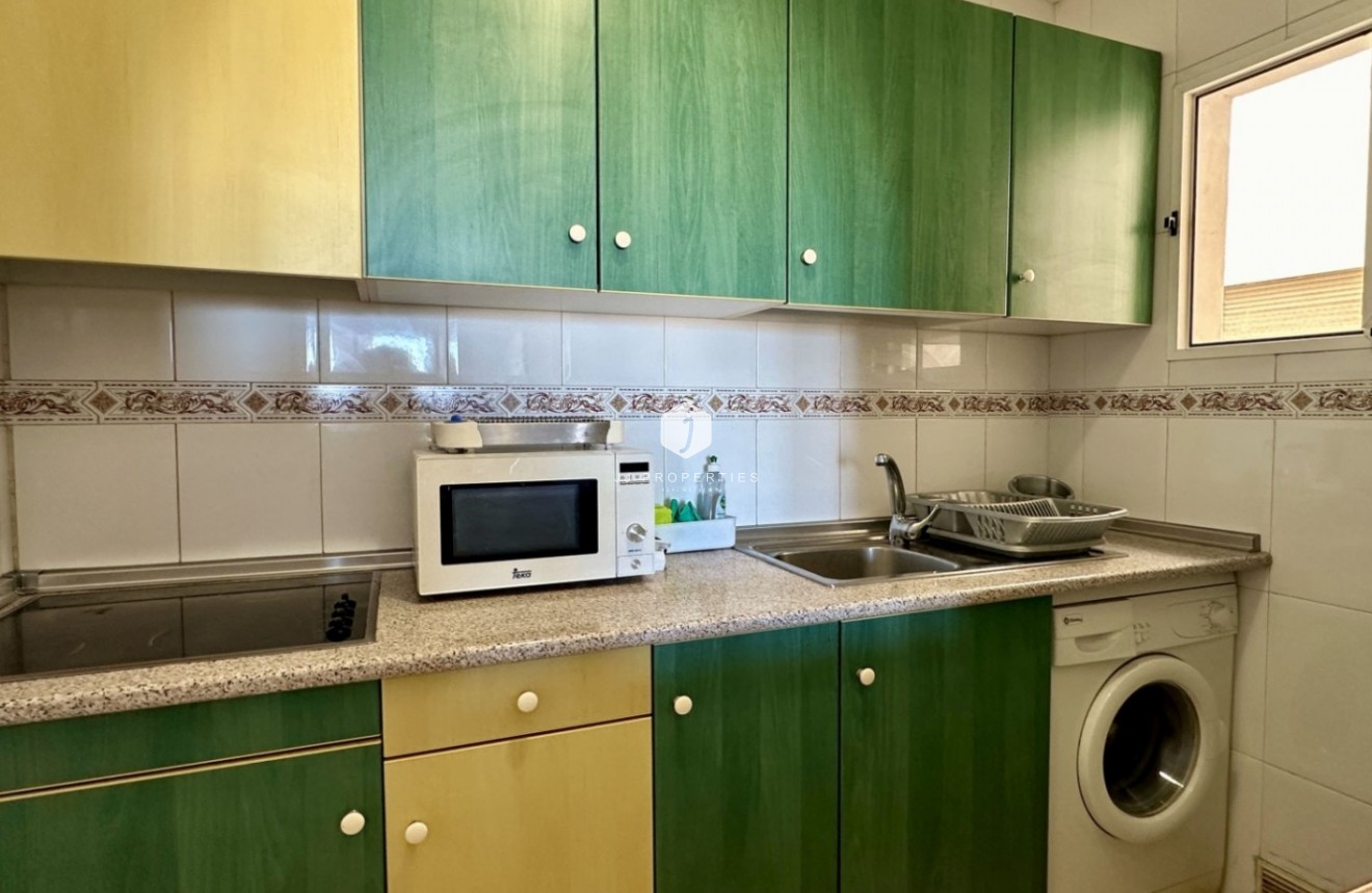 Resale - Apartment / flat -
Torrevieja - Costa Blanca