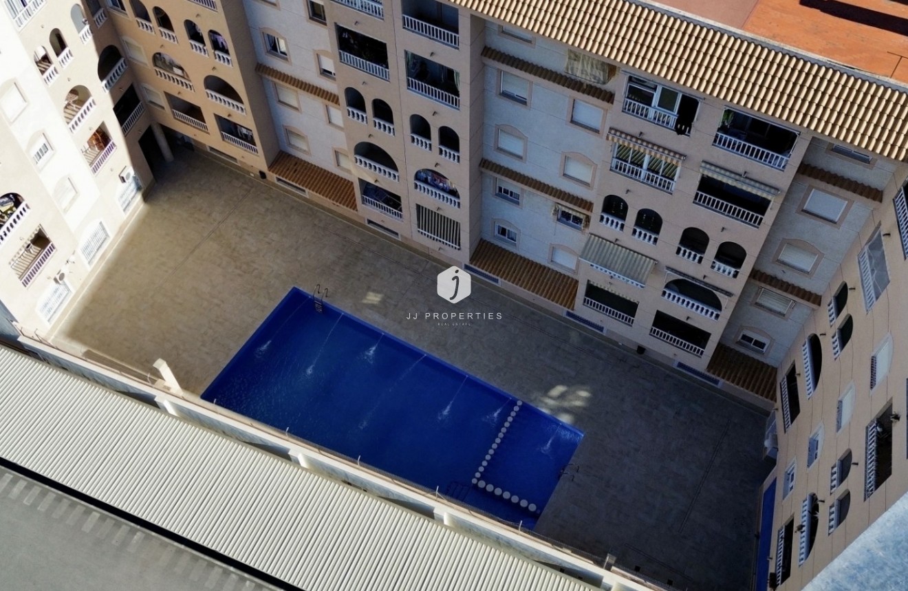 Resale - Apartment / flat -
Torrevieja - Costa Blanca