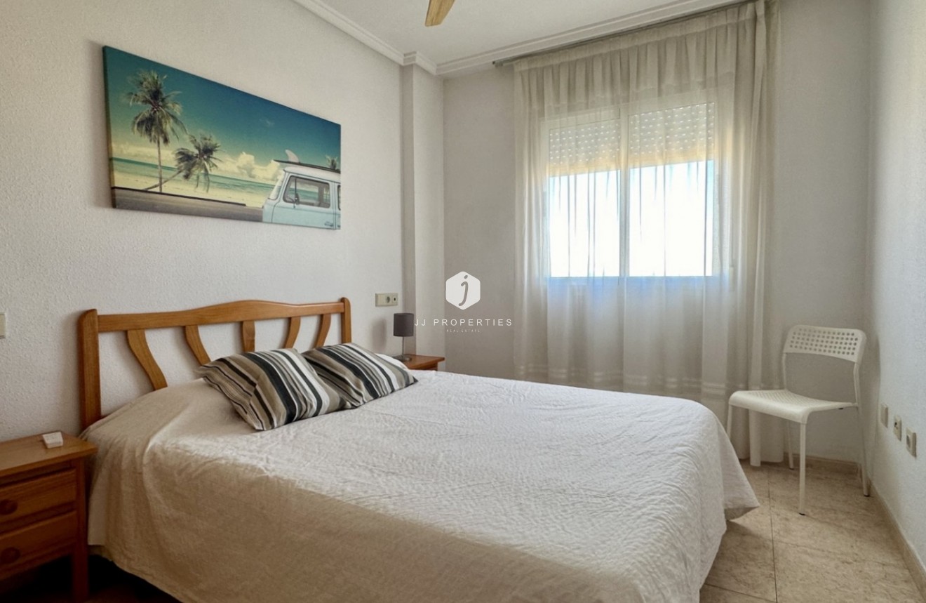 Resale - Apartment / flat -
Torrevieja - Costa Blanca
