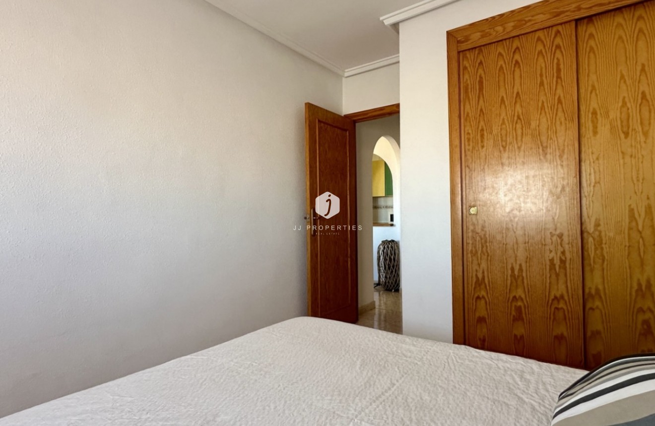 Resale - Apartment / flat -
Torrevieja - Costa Blanca