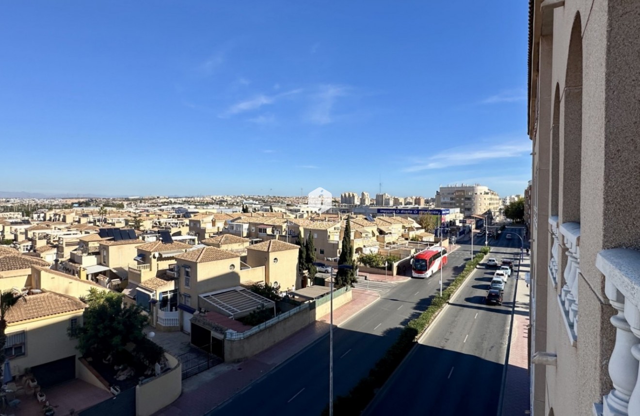 Resale - Apartment / flat -
Torrevieja - Costa Blanca