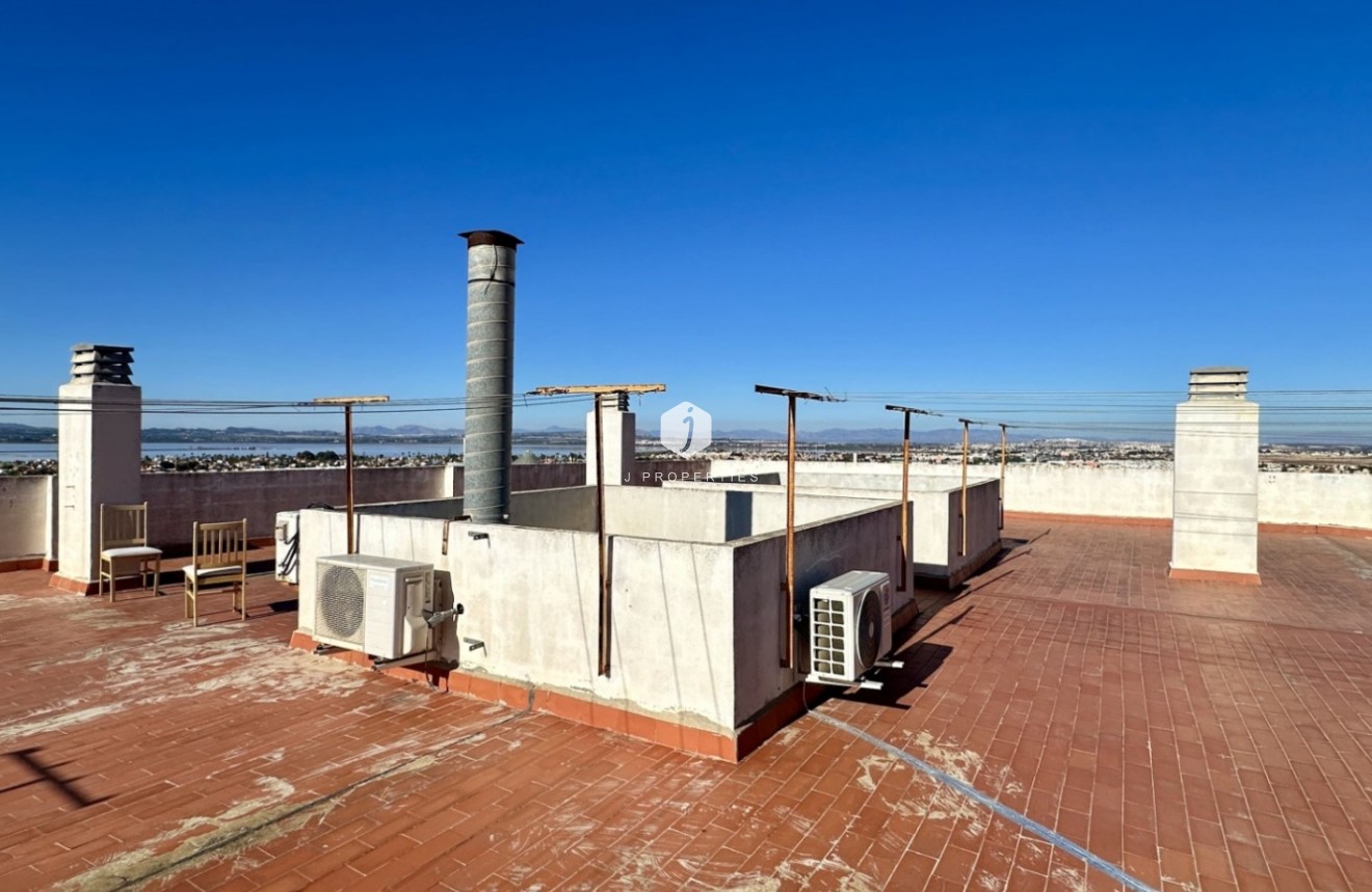 Resale - Apartment / flat -
Torrevieja - Costa Blanca