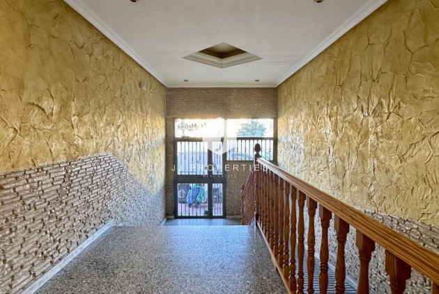 Resale - Apartment / flat -
Torrevieja - Costa Blanca