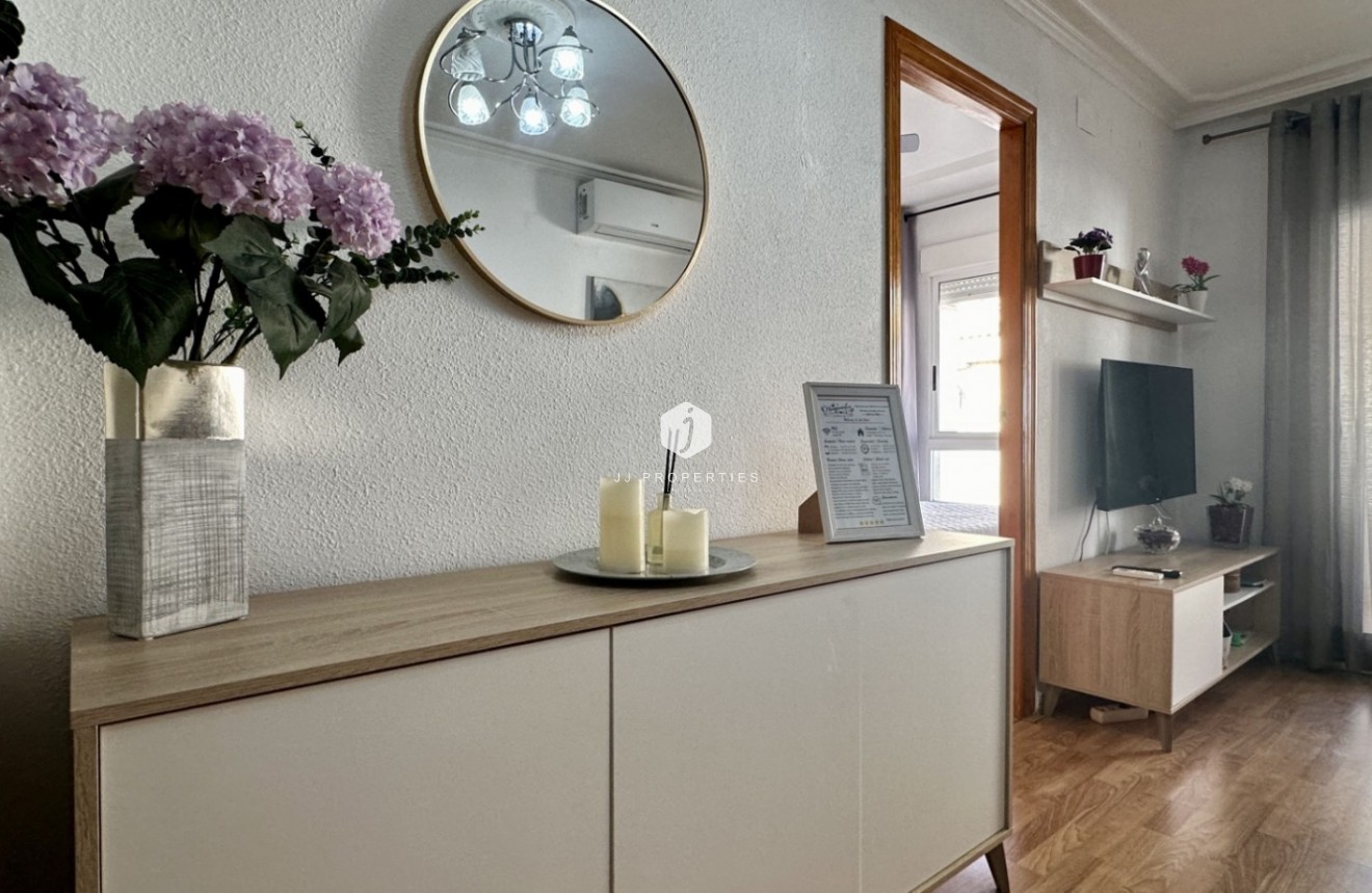 Segunda mano - Apartamento / piso -
Torrevieja - Costa Blanca