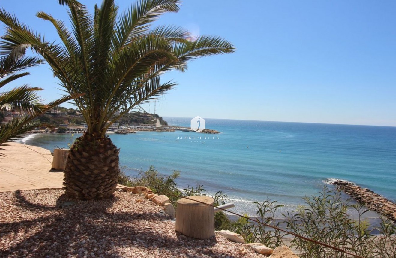 Resale - Villa -
Cabo Roig - Costa Blanca