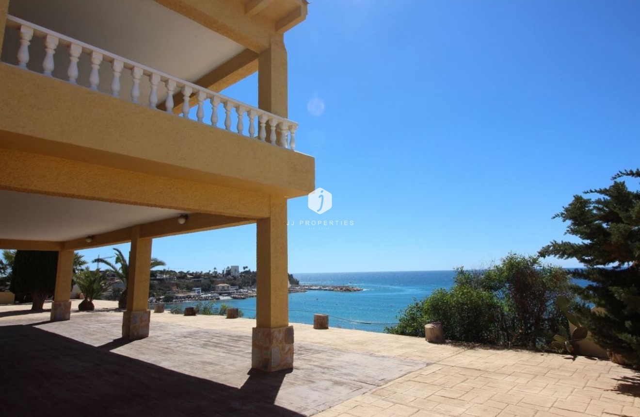 Resale - Villa -
Cabo Roig - Costa Blanca