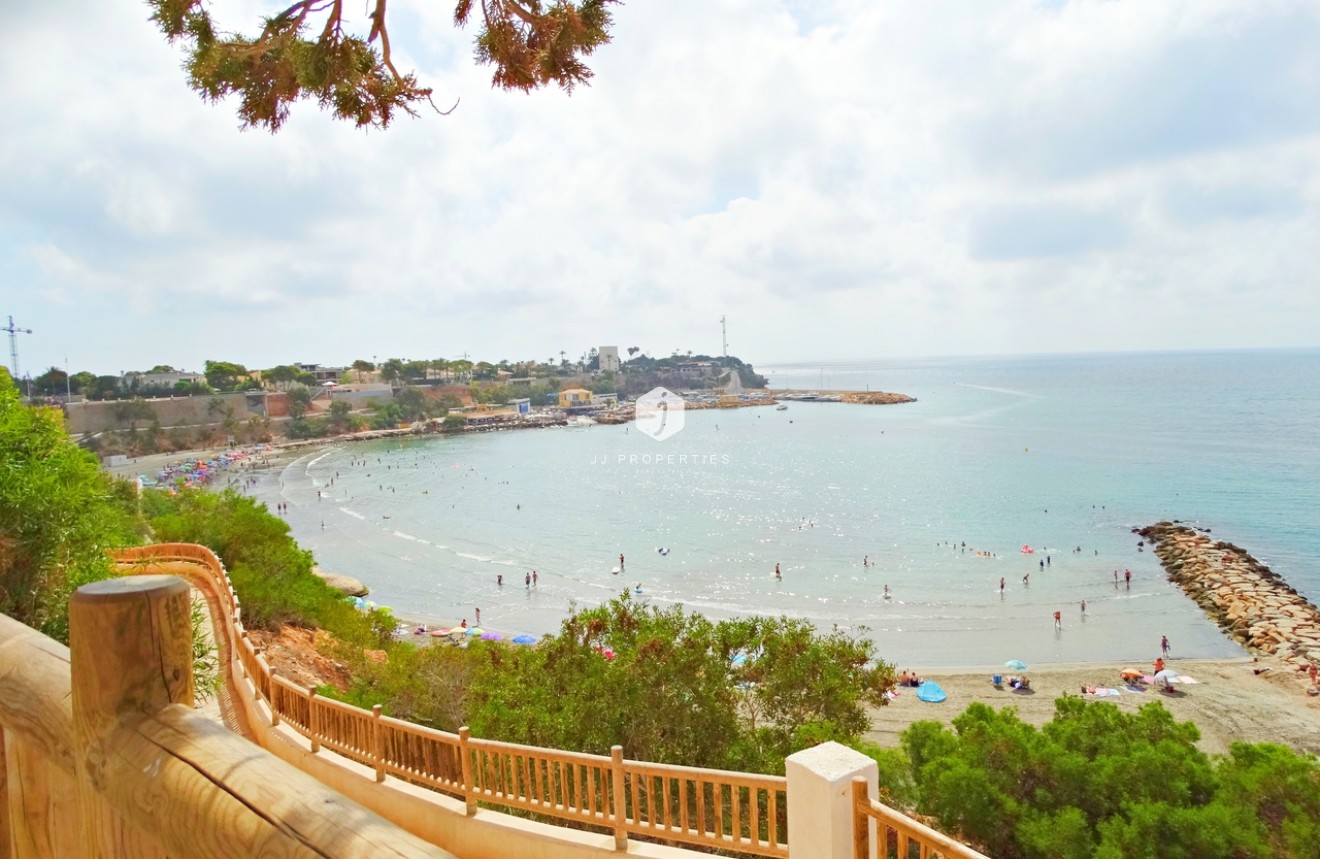 Resale - Villa -
Cabo Roig - Costa Blanca