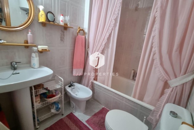 Segunda mano - Apartamento / piso -
Torrevieja - Playa del Cura