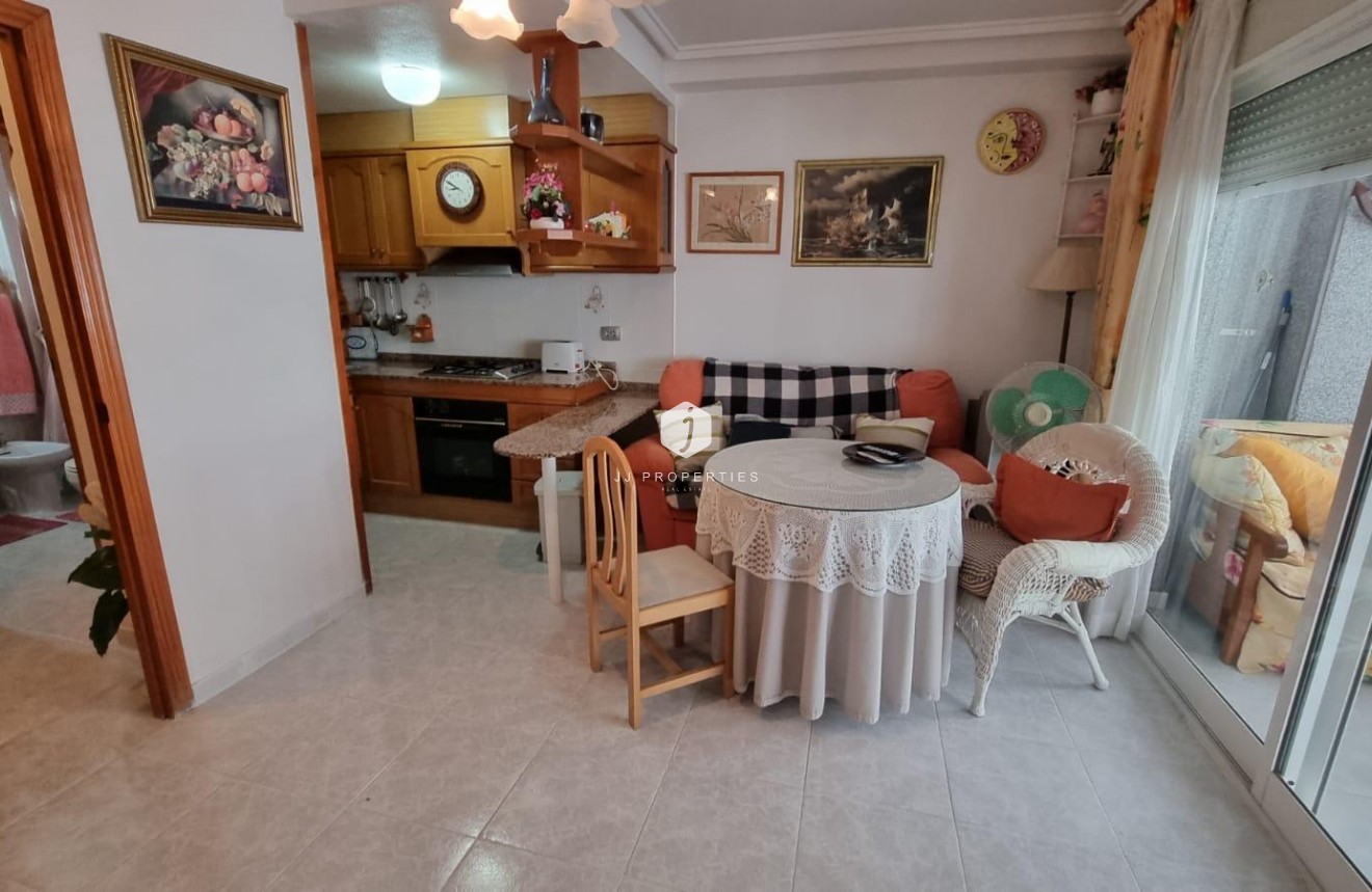 Segunda mano - Apartamento / piso -
Torrevieja - Playa del Cura