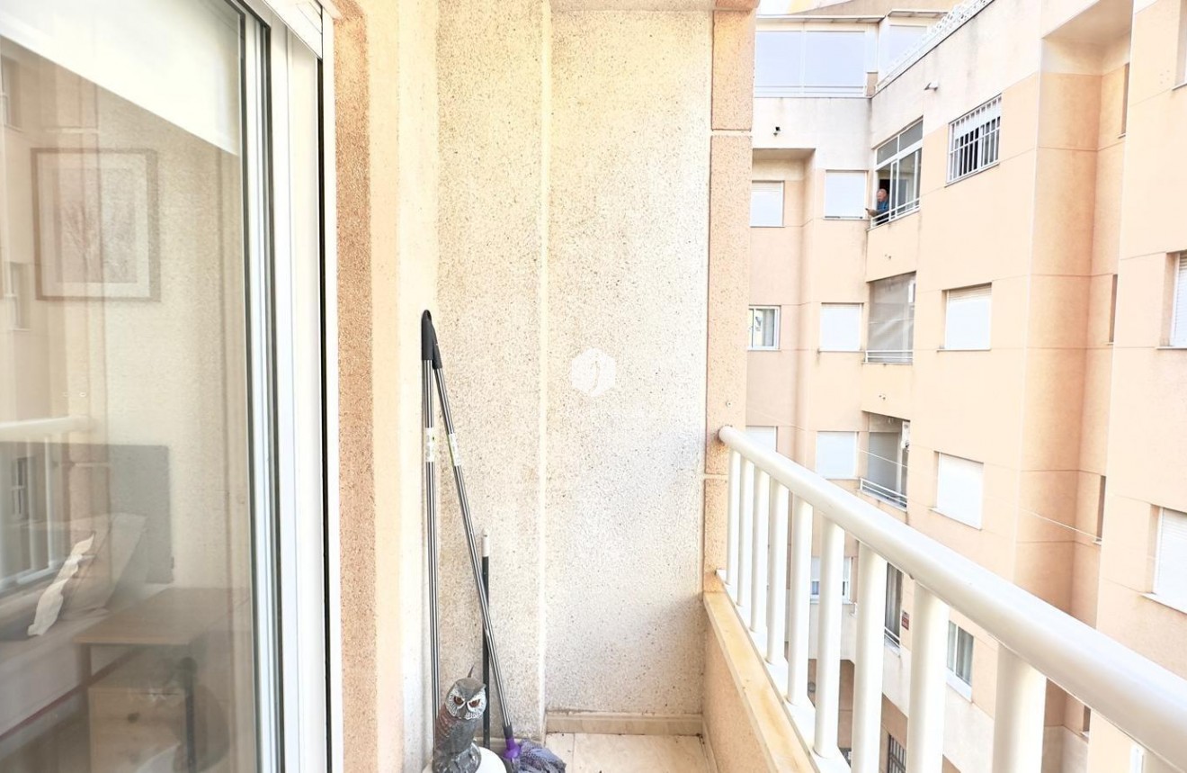 D'occasion - Appartement -
Torrevieja - Centro