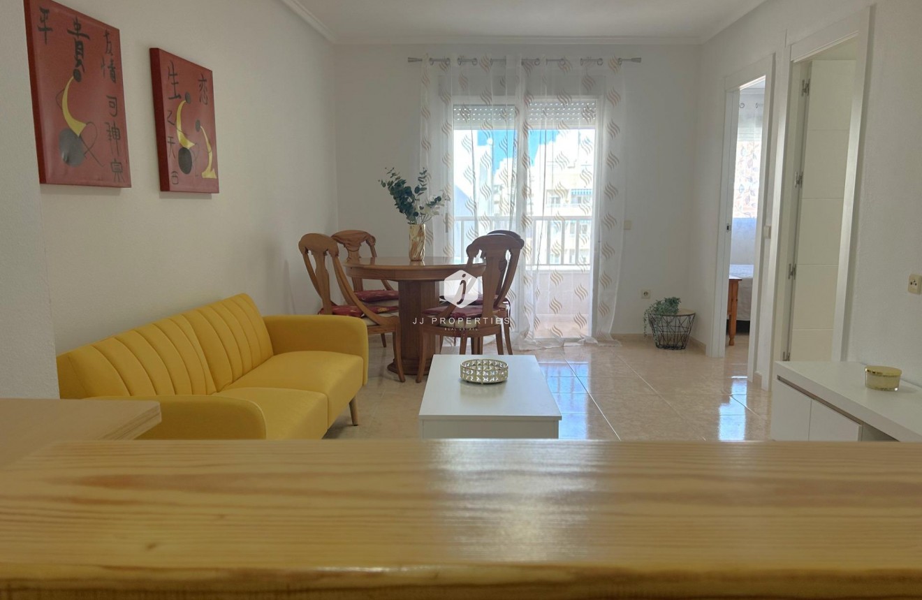 Aus zweiter Hand - Wohnung -
Torrevieja - El molino