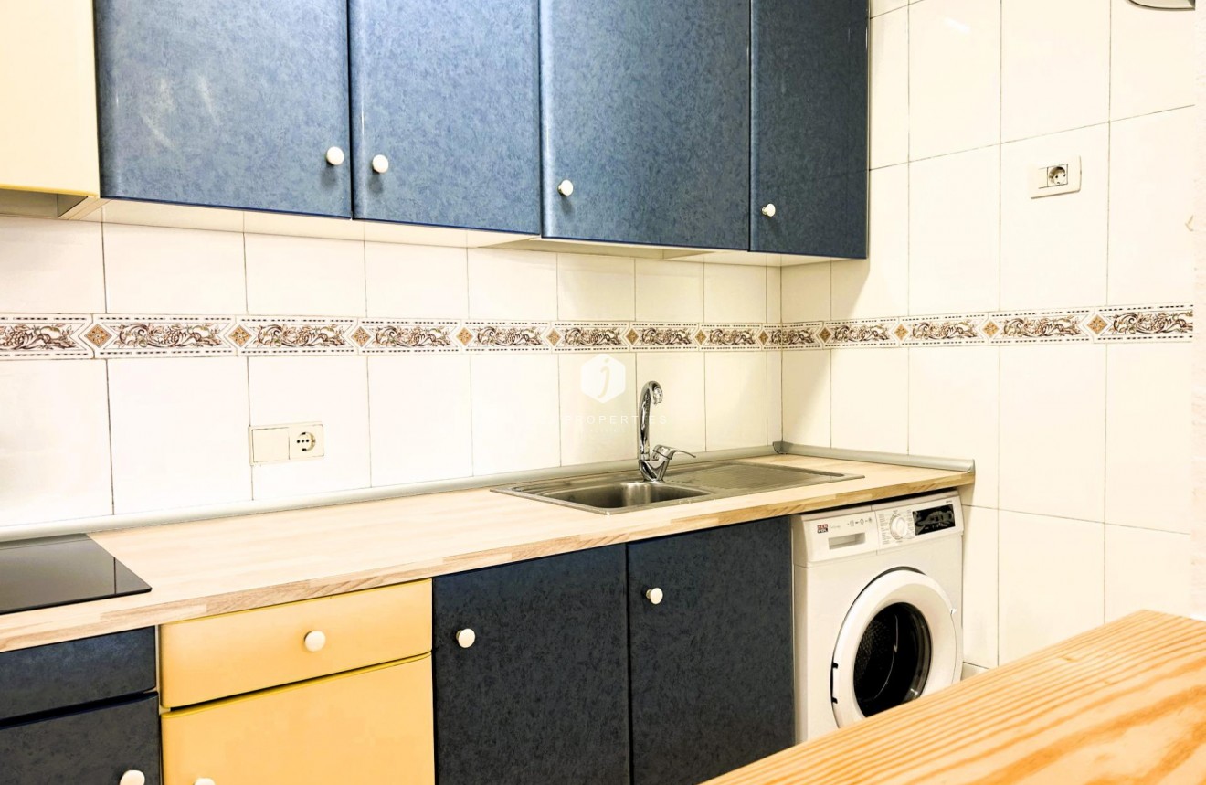 Aus zweiter Hand - Wohnung -
Torrevieja - El molino