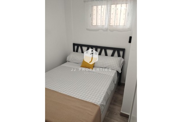 Resale - Apartment / flat -
Guardamar del Segura - Pinomar