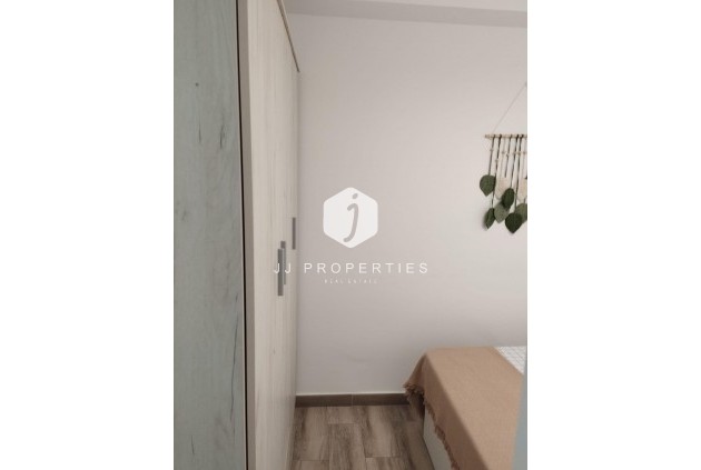 Resale - Apartment / flat -
Guardamar del Segura - Pinomar