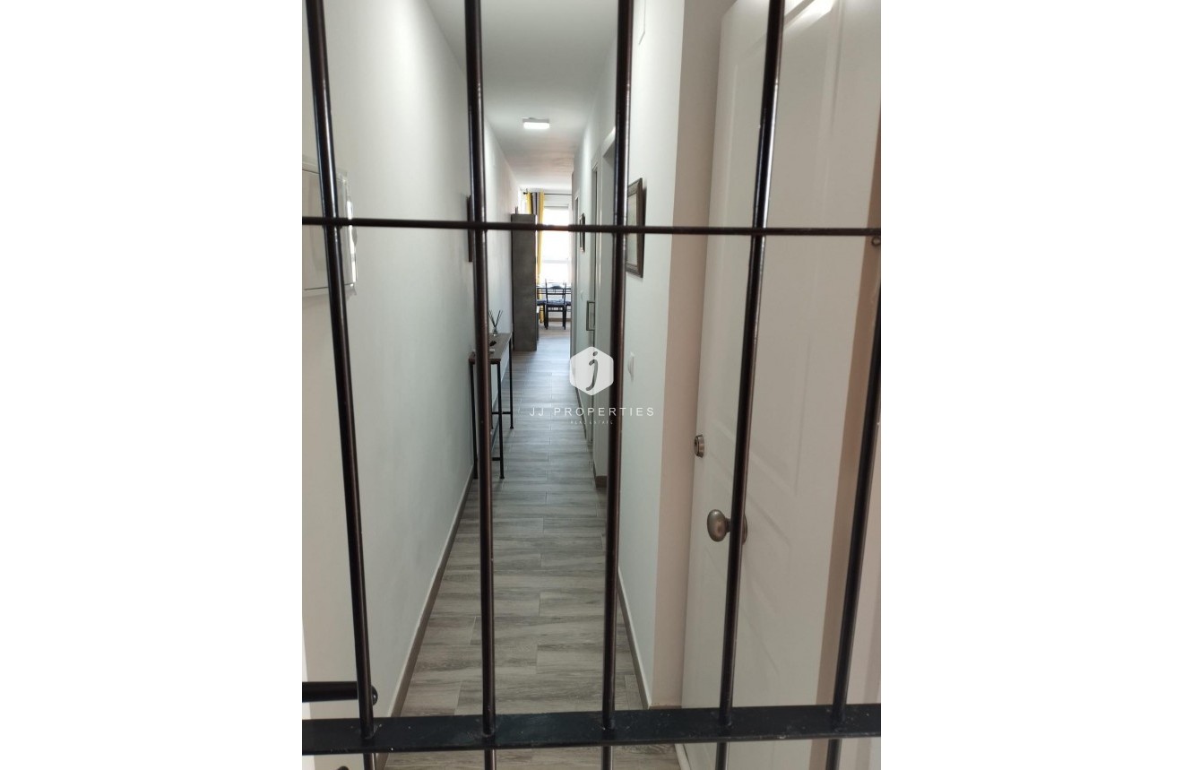 Resale - Apartment / flat -
Guardamar del Segura - Pinomar