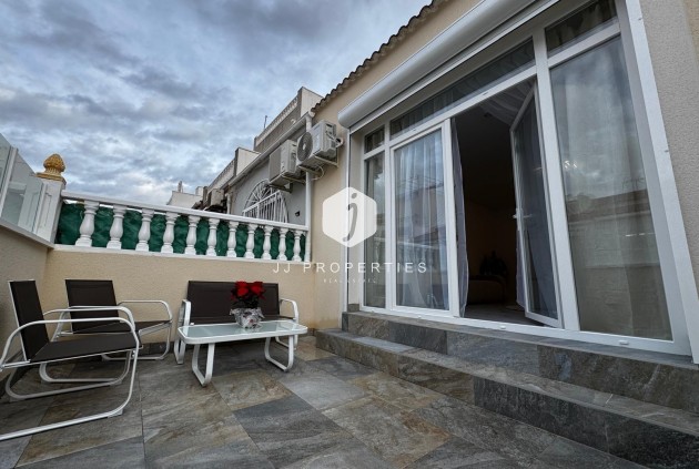 Resale - Bungalow -
Torrevieja - La Siesta - El Salado - Torreta
