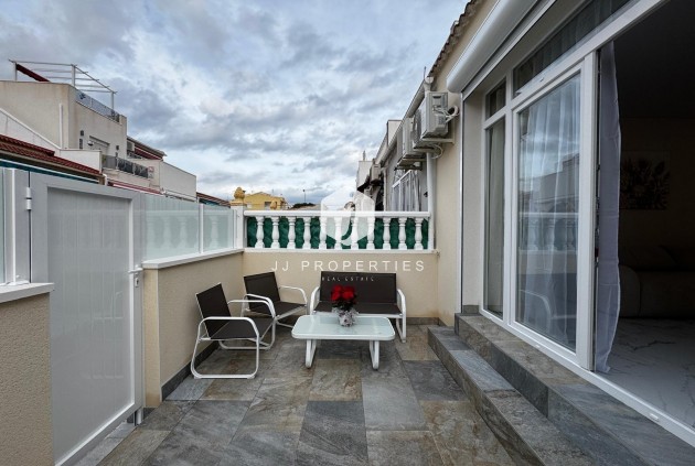 Resale - Bungalow -
Torrevieja - La Siesta - El Salado - Torreta