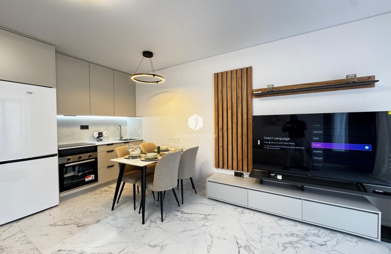 Resale - Bungalow -
Torrevieja - La Siesta - El Salado - Torreta