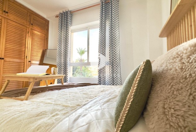 Resale - Apartment / flat -
Torrevieja - Playa del Cura