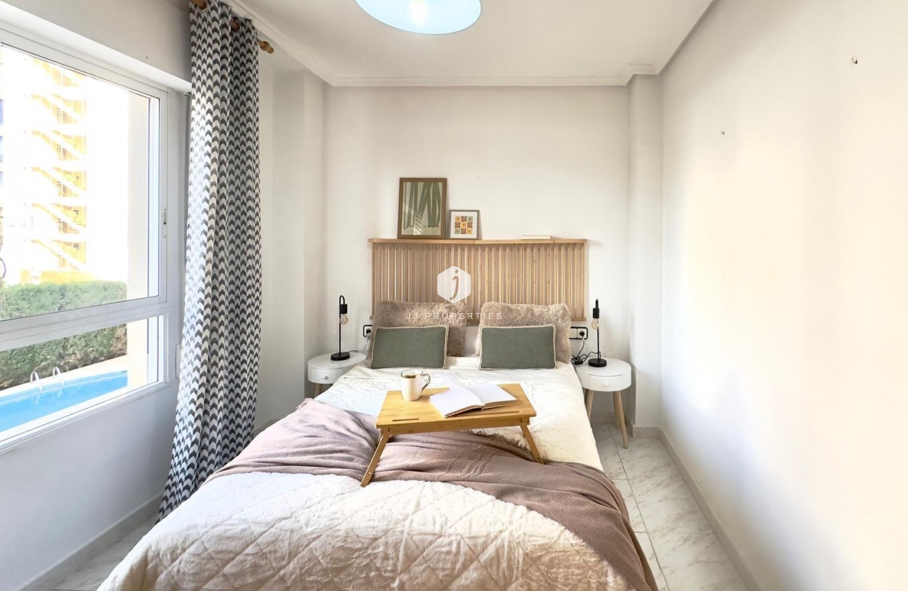 Resale - Apartment / flat -
Torrevieja - Playa del Cura