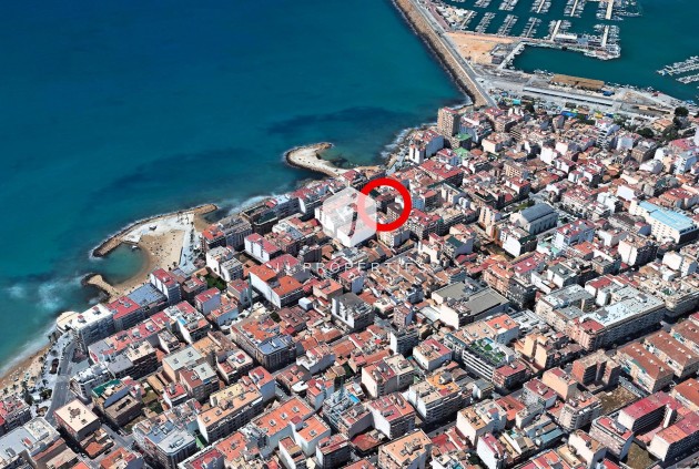 Segunda mano - Apartamento / piso -
Torrevieja - Paseo maritimo