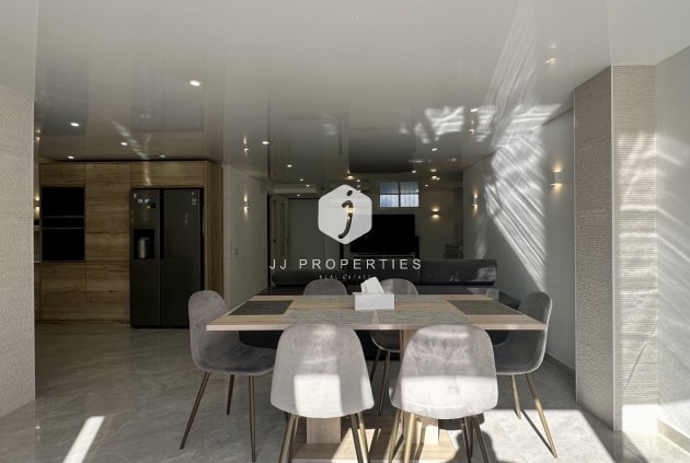 Resale - Villa -
Orihuela Costa - Costa Blanca