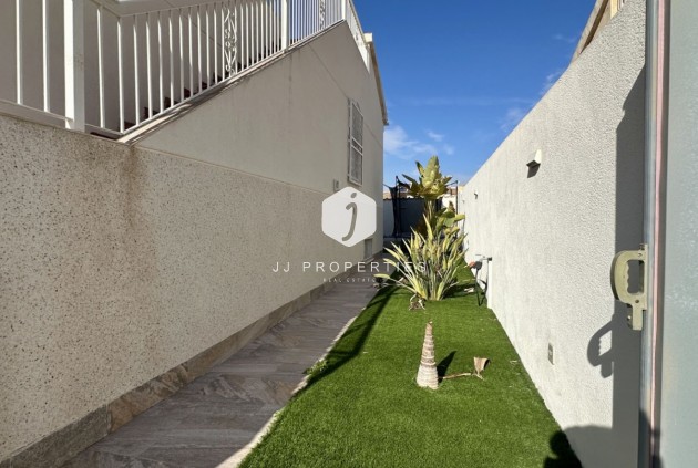 Resale - Villa -
Orihuela Costa - Costa Blanca