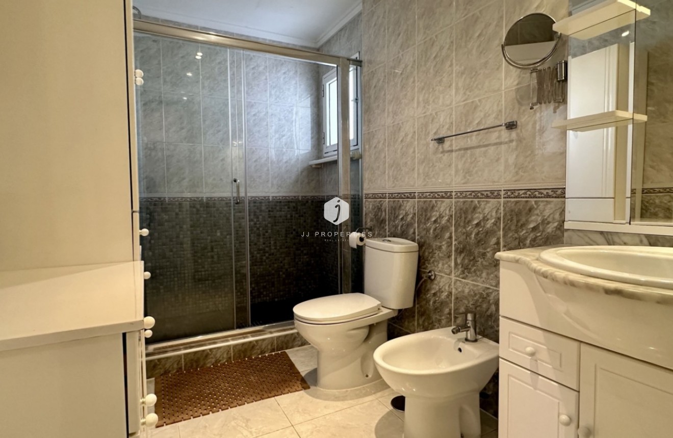 Resale - Villa -
Orihuela Costa - Costa Blanca