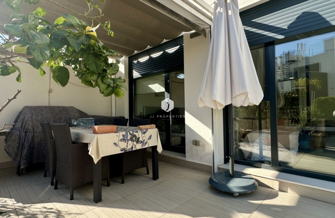 Resale - Apartment / flat -
Orihuela Costa - Costa Blanca