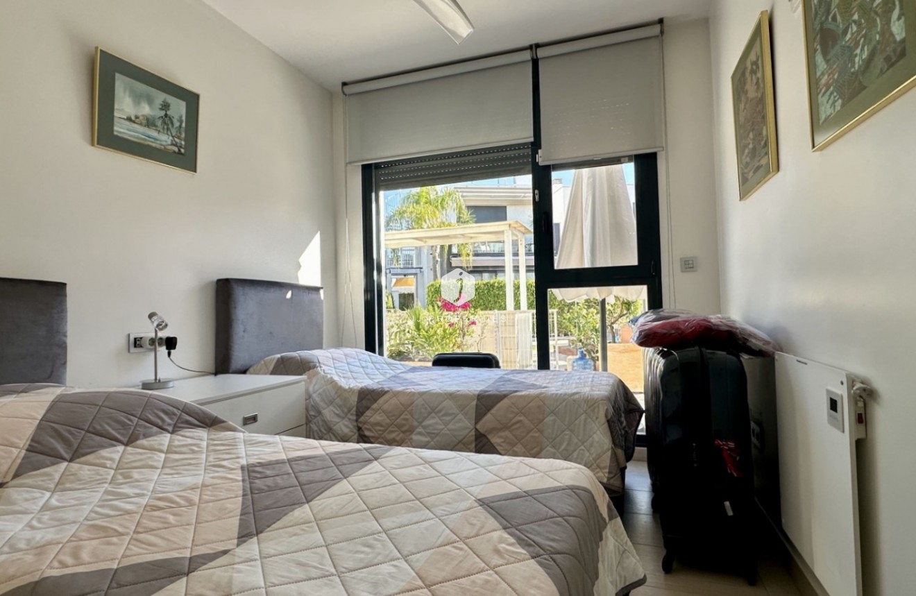 Resale - Apartment / flat -
Orihuela Costa - Costa Blanca