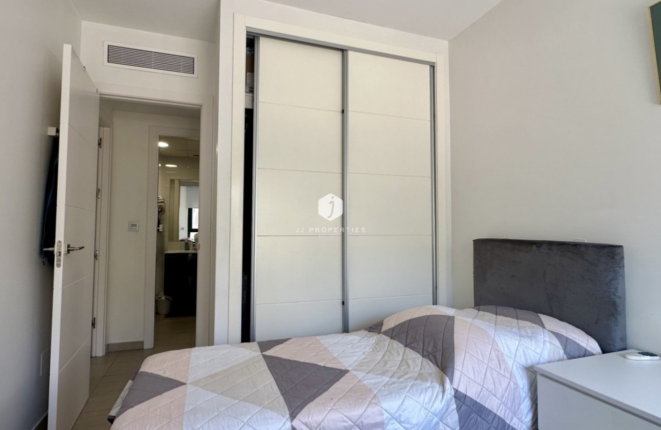 Resale - Apartment / flat -
Orihuela Costa - Costa Blanca