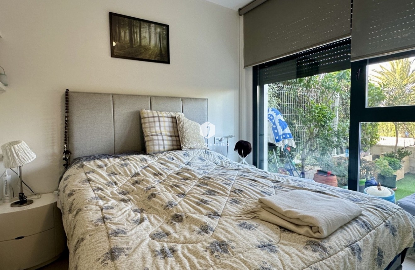 Resale - Apartment / flat -
Orihuela Costa - Costa Blanca