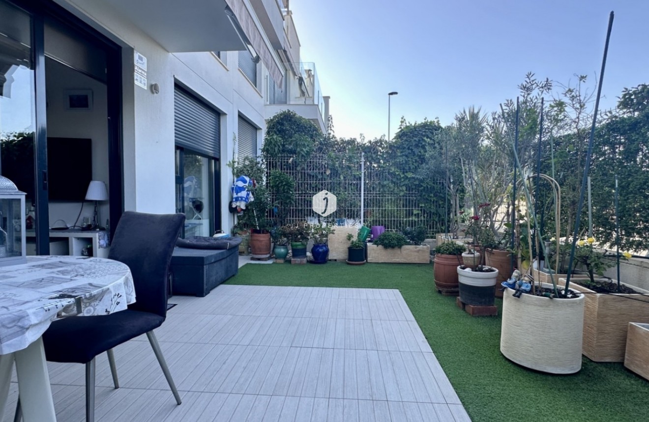 Resale - Apartment / flat -
Orihuela Costa - Costa Blanca
