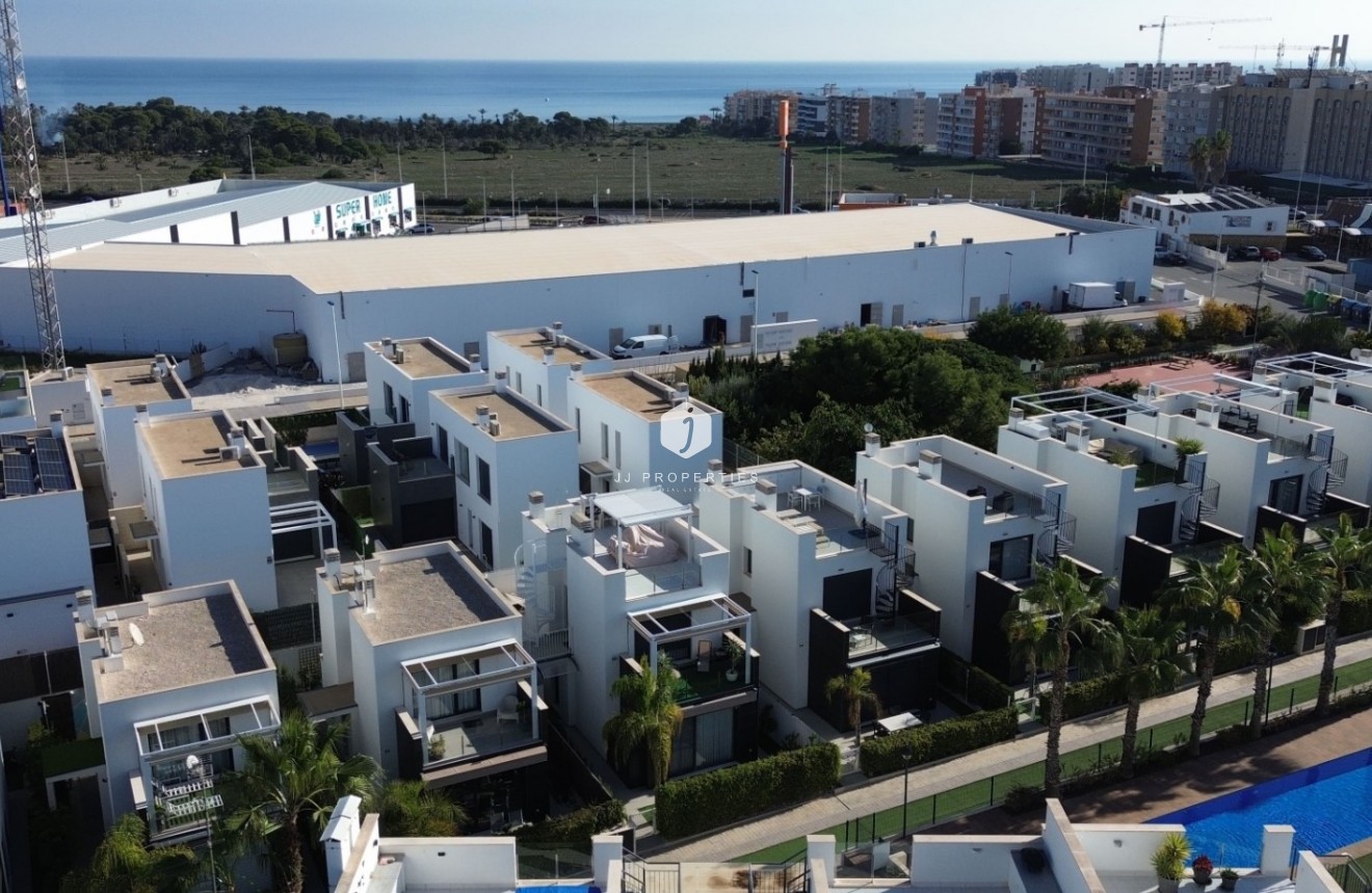 Resale - Apartment / flat -
Orihuela Costa - Costa Blanca