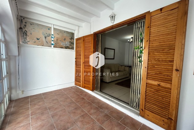 Resale - Chalet -
El Chaparral - Inland