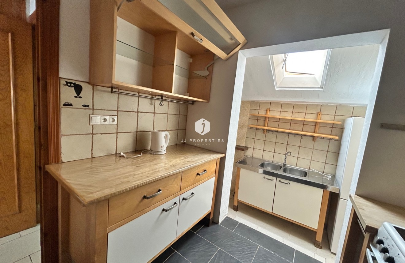 Resale - Chalet -
El Chaparral - Inland