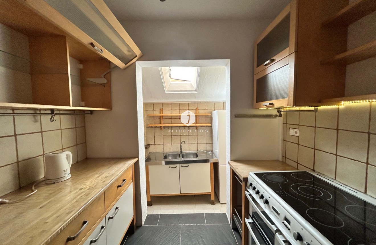 Resale - Chalet -
El Chaparral - Inland