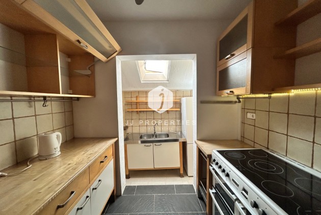 Resale - Chalet -
El Chaparral - Inland