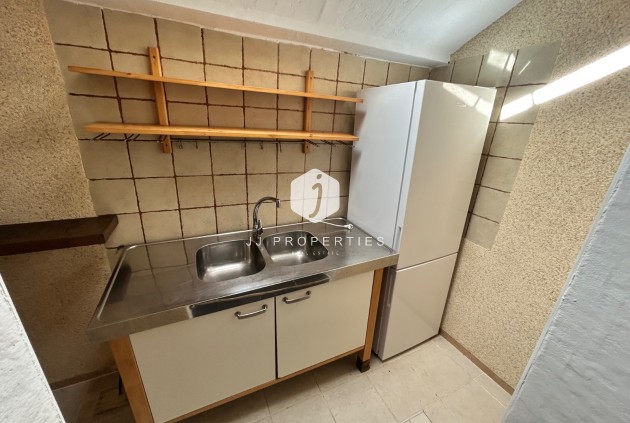 Resale - Chalet -
El Chaparral - Inland