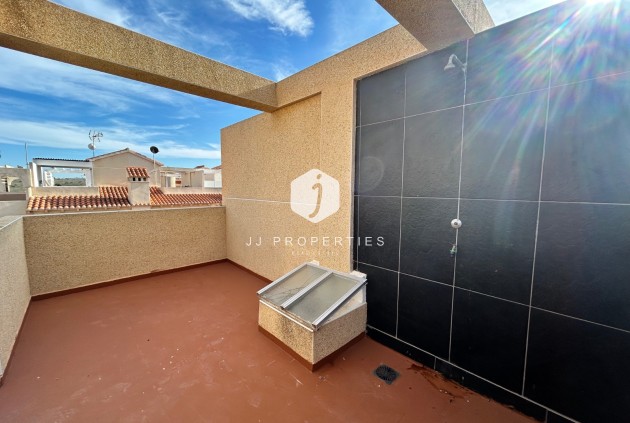 Resale - Chalet -
El Chaparral - Inland