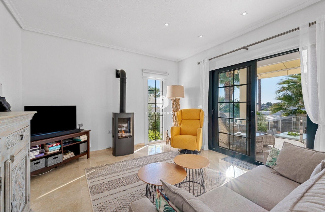 Resale - Villa -
Orihuela Costa - Costa Blanca