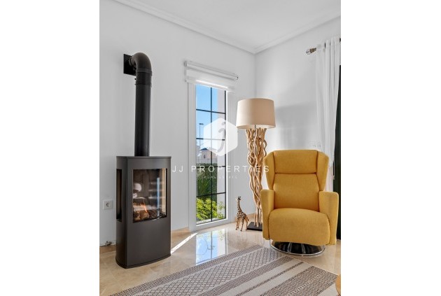 Resale - Villa -
Orihuela Costa - Costa Blanca