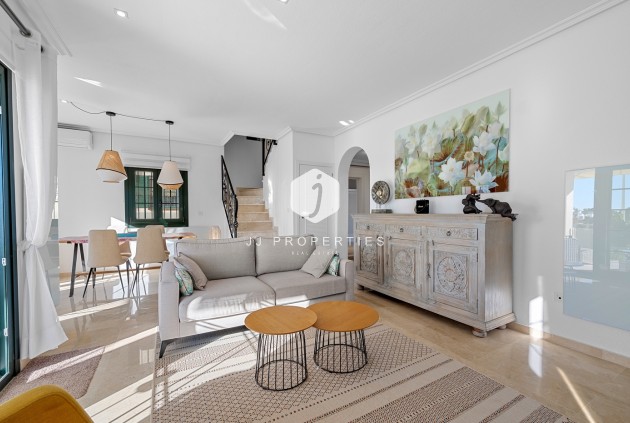 Resale - Villa -
Orihuela Costa - Costa Blanca