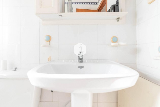 Resale - Chalet -
Torrevieja - Playa del Cura